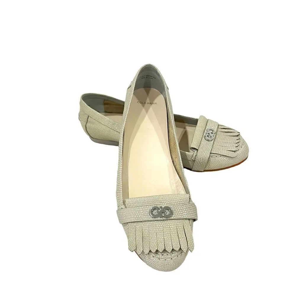 Cole Haan women Ivory cameo loafer silver logo padded footbed size 9.5B (3x$15)